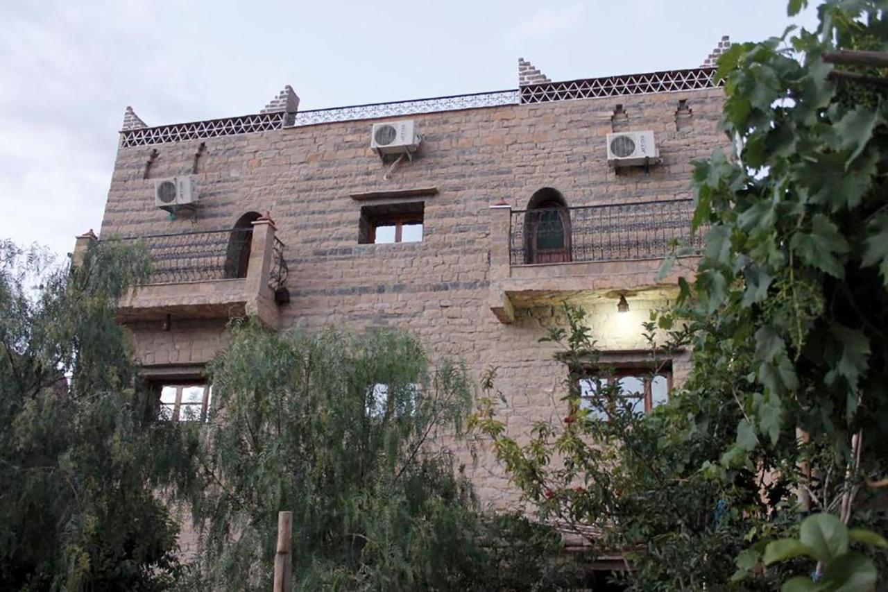 Maison La Lune Des Gorges Tinghir Buitenkant foto