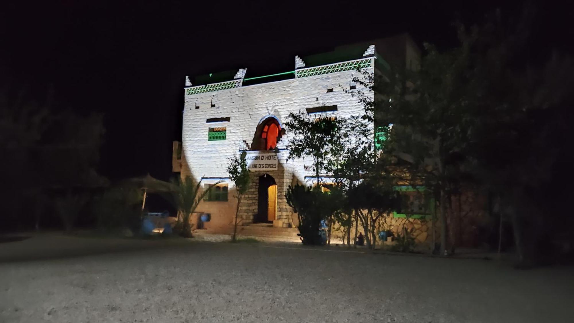 Maison La Lune Des Gorges Tinghir Buitenkant foto